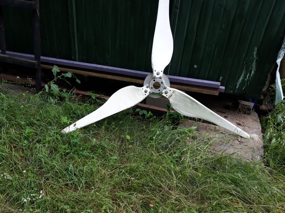 Elementy do  elektrowni wiatrowej.