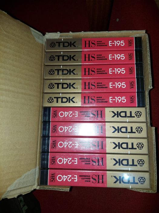 kasety VHS nieużywane