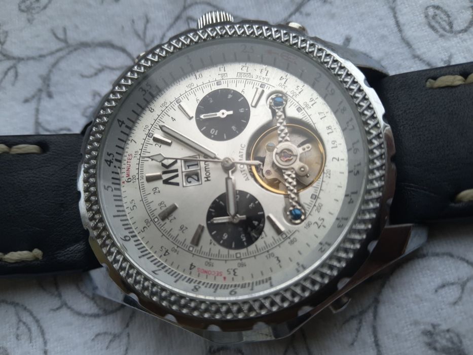 Часы АК Homme б/у