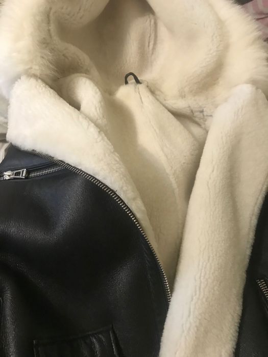 Зимова куртка,кожана