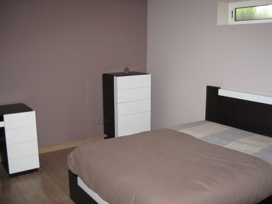 cama casal completo como na foto com movel 5 gavetas, secretaria