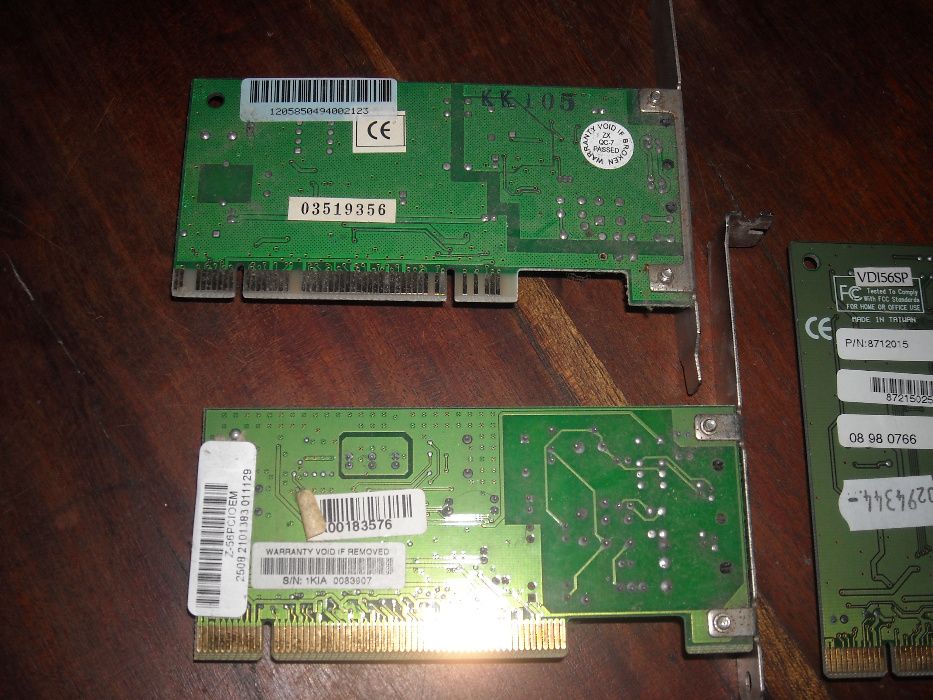 Placas de rede e modems antigos vintage