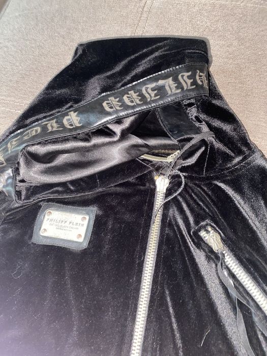 Велюровая кофта philipp plein с черепом на спине