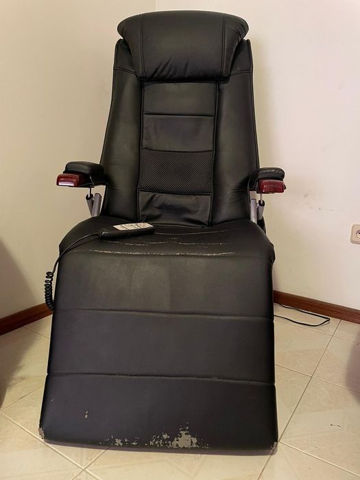 Cadeira de massagem eléctrica em pele