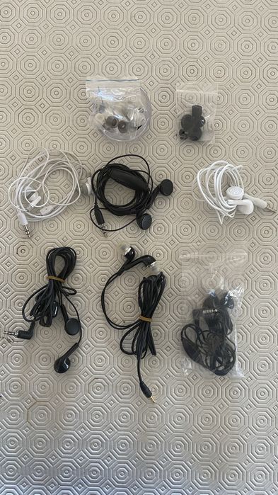 Conjunto de phones + borrachinhas