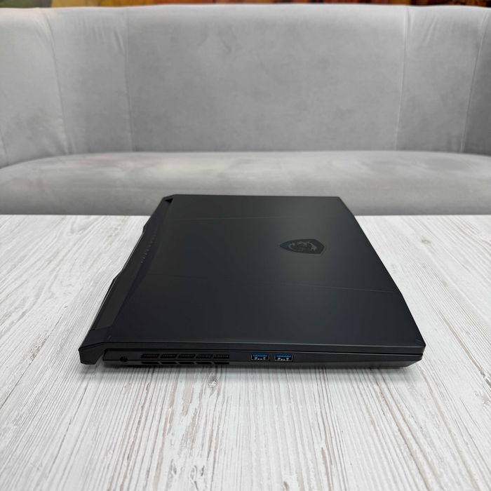 MSI Katana 15HX { i7-14650HX | 16gb - DDR5 | SSD - 1Tb | RTX 5070-8Gb } 74229SV