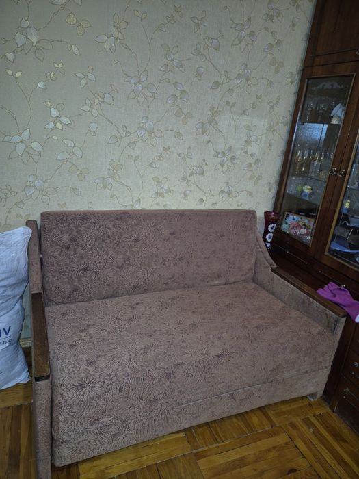 Отдам диван бесплатно