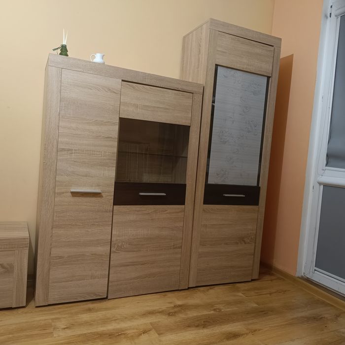 Sprzedam meble cała meblościanka i wersalke