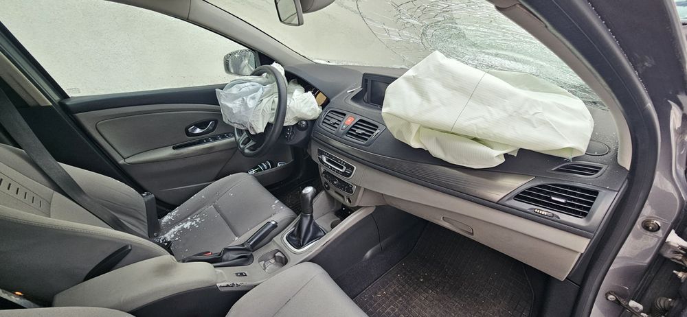 Auto po wypadku Renault Megane,