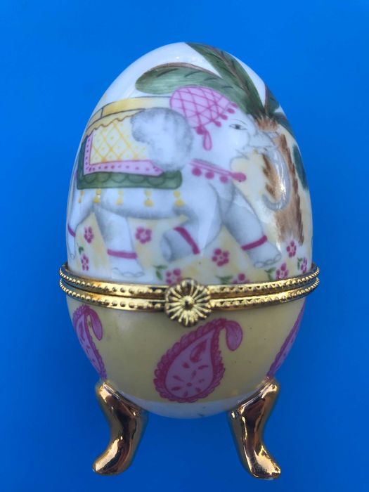 Porcelanowe Jajko Szkatułka , puzderko - styl FABERGE