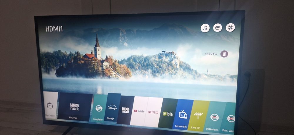 LG 50cali 4K webos smart tv dvb-t2
