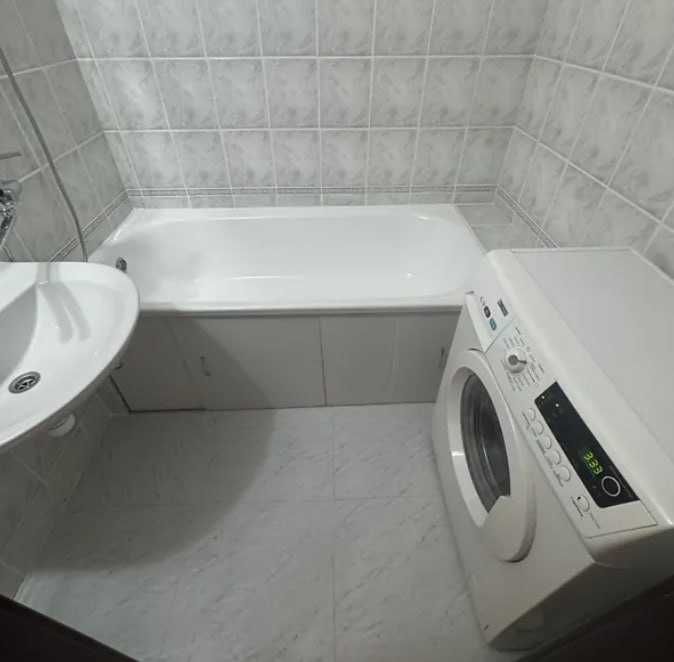 Продаж 3к Урожай  середній поверх ремонт купити трикімнатну квартиру