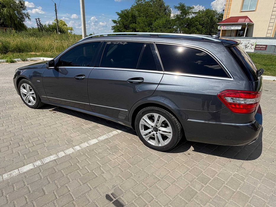 Mercedes-Benz E-Class 212