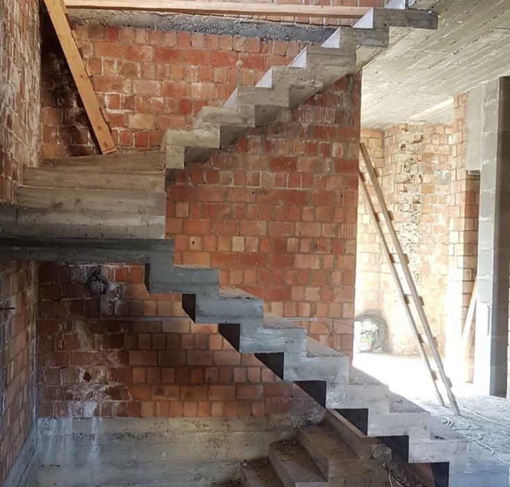 Бетонні сходи, лестница бетоная, ступеньки, майстер по сходам,бетон