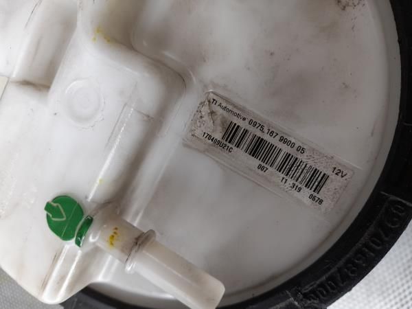 Boia combustível NISSAN Juke (F15)