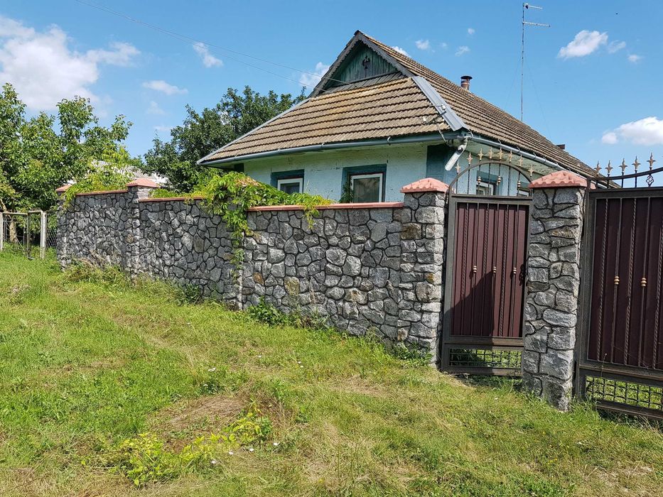 Будинок із земельною ділянкою в с. Олексіївка, Жмеринський район