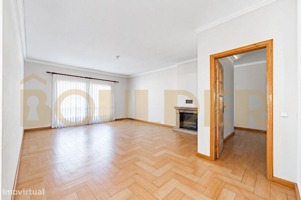 Andar moradia T3 em Fervença