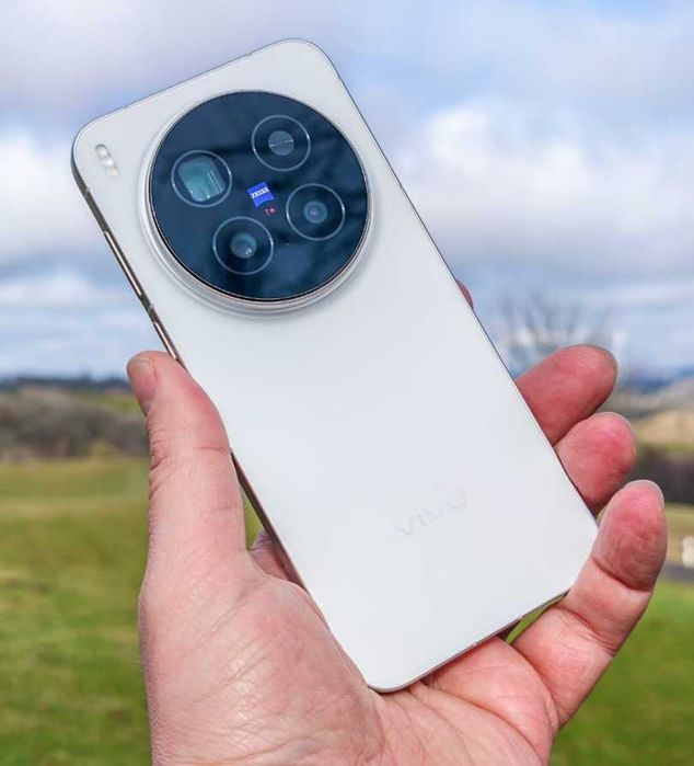Vivo x300 Pro 12/256GB  e oppo X9 pro novo selado com garantia
