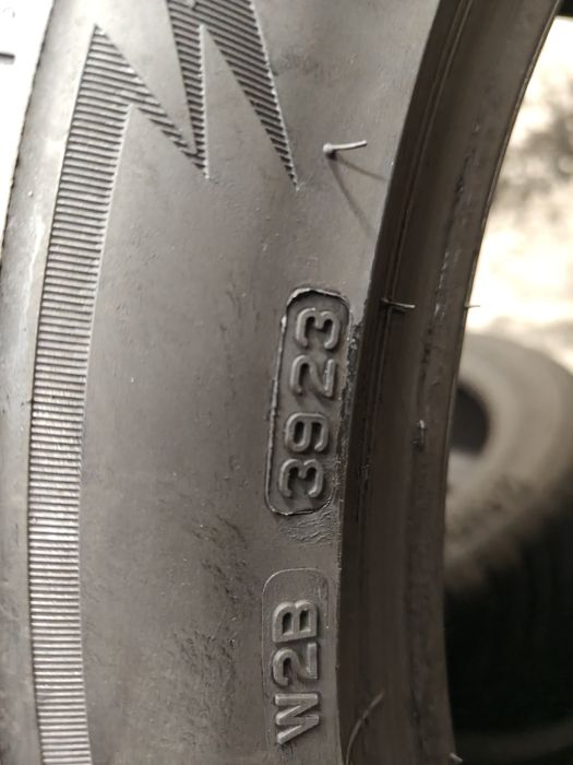 2X 245/45R18 100V XL Bridgestone Blizzak Lm005 6mm 2023 Opony Zimowe