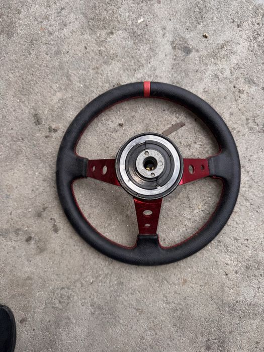 Volante desportivo OMP