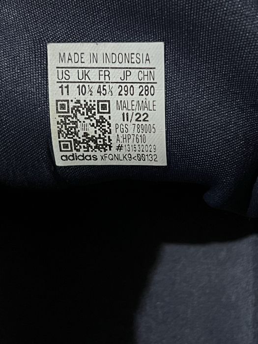 Чоловічі кросівки Adidas SOLARGLIDE 6 .