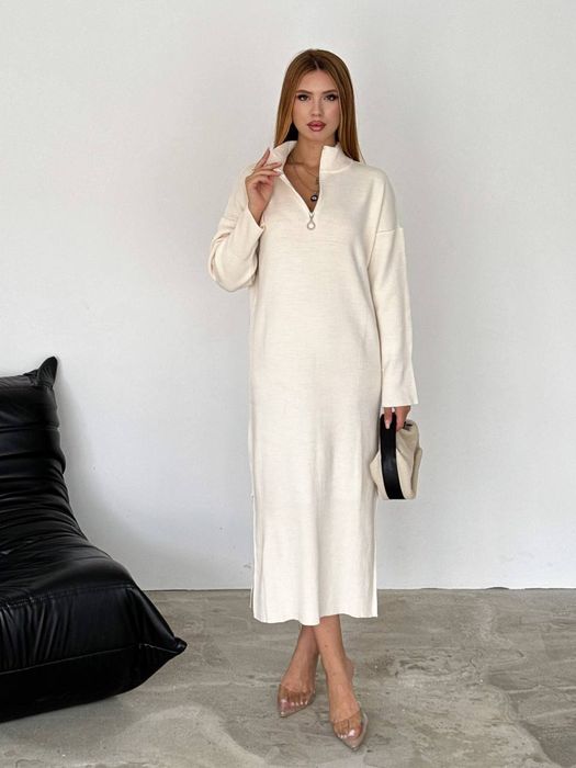 Жіноча тепла сукня міді з коміром на блискавці