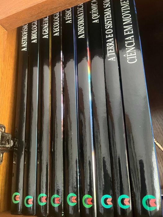 A nova Enciclopédia da ciência (Circulo de Leitores) - Completa (9 Volumes) - Excelente estado conservação
