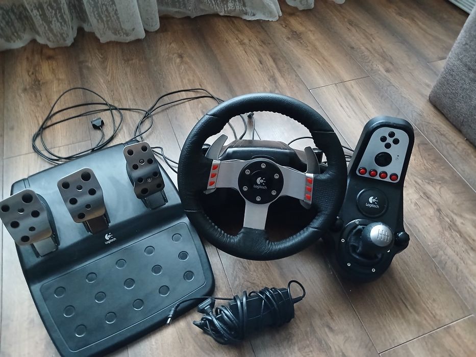 Руль Logitech g27