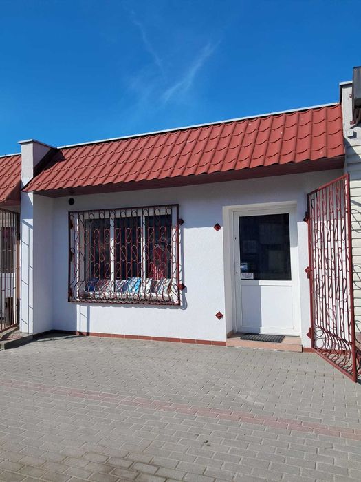 Budynek usługowo-handlowy na sprzedaż – Pakość