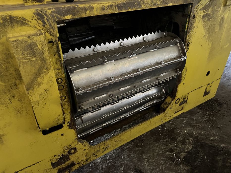 John deere 7350 кормозбиральний комбайн