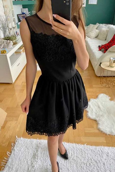 Czarna elegancka sukienka LOU