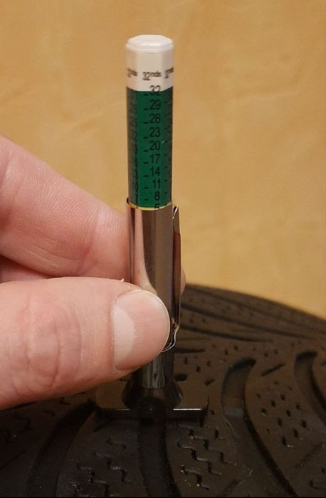 GoodiYear Ultra Gryp r15-195-65 комплект 4+4