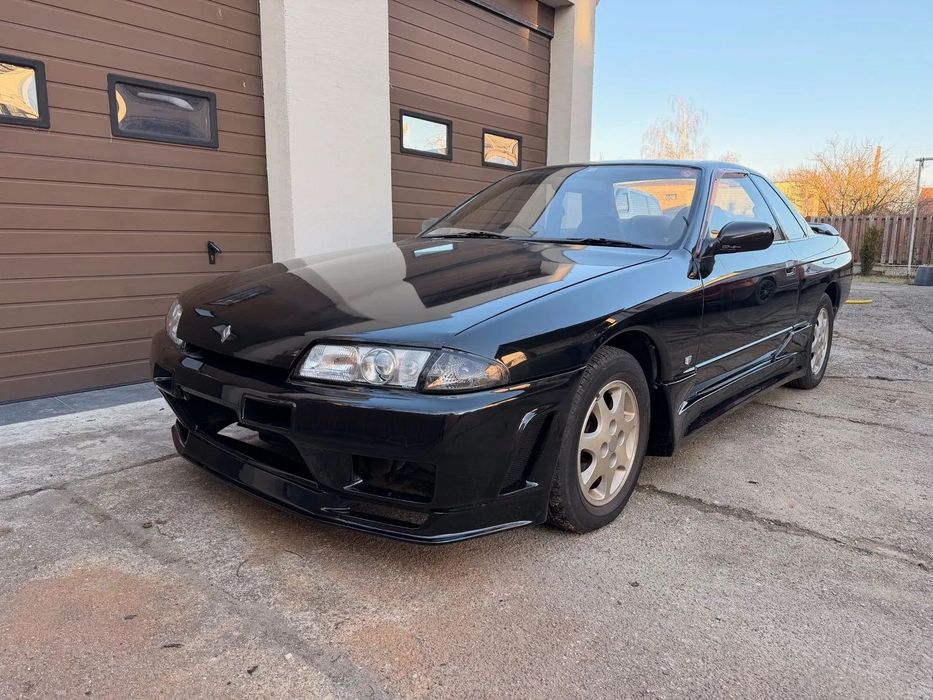 Nissan Skyline R32 GTS Type J * Coupe * Sakura Cars