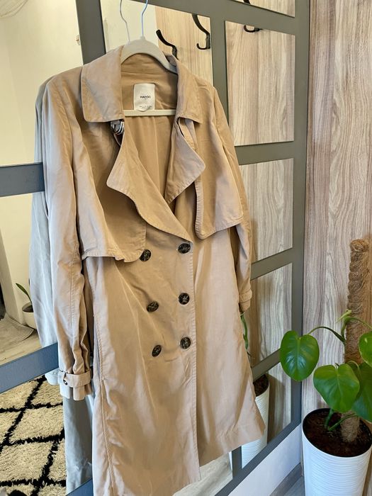 Тренч фірми Mango