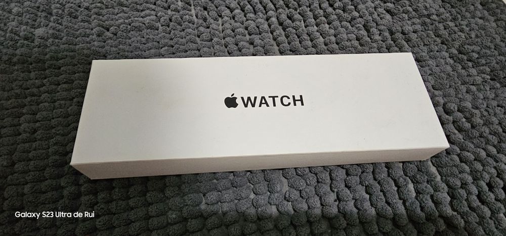Apple Watch SE (Gen 2) 40mm Midnight gps
GPS