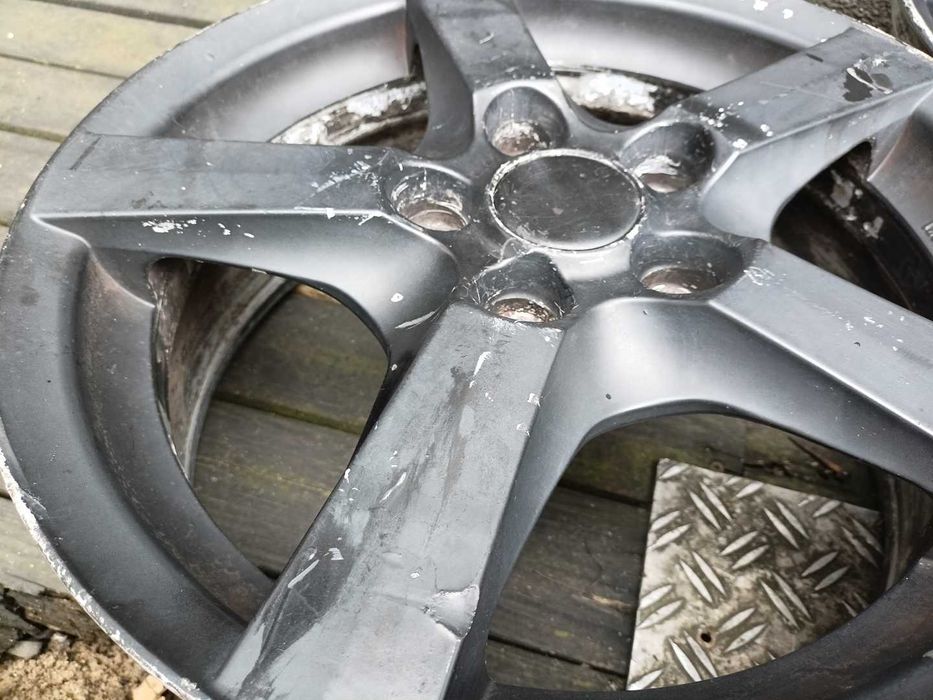 Felgi aluminiowe 16cali Audi A3 A6 Seat Leon Skoda Octavia VW Z180