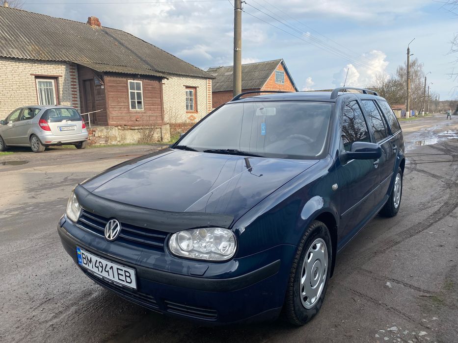 Продам автомобіль Volkswagen Golf 4