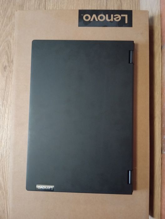 Леново Стан Нового сенсорний екран