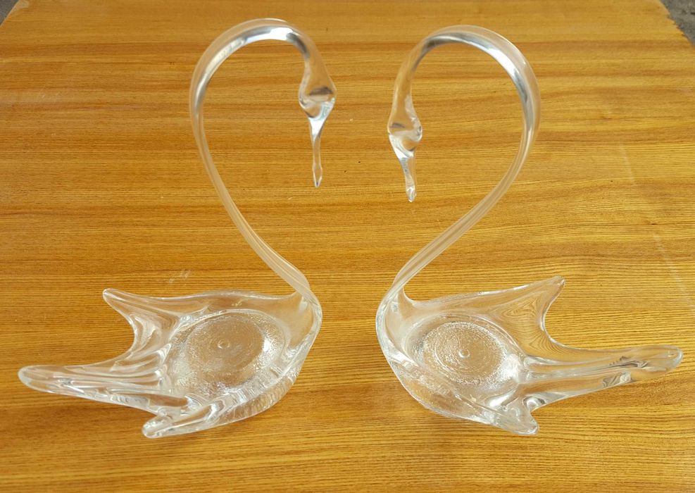 Пара лебедей хрусталь,без изъянов,сколов 17см.Ваза.Селедочница.