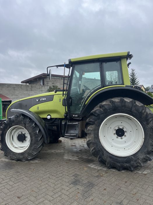 Ciągnik rolniczy Valtra T 121 H 10t, 125KM  - obracane siedzenie 2 kierownice - układ do jazdy tyłem
