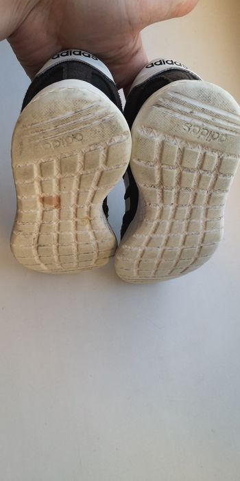 Кросівки Adidas 31 розмір, устілка 20 см