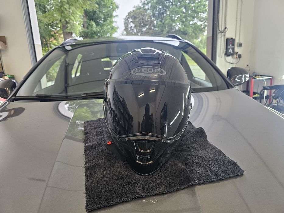 Kask motocyklowy caberg  roz m