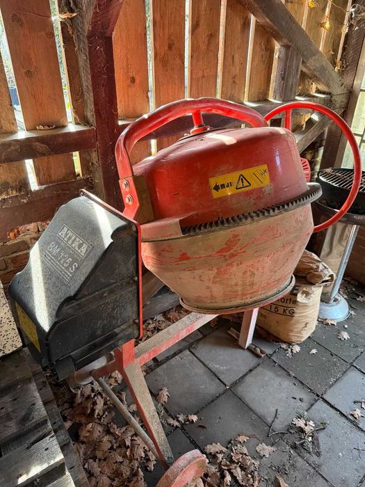 Betoniarka 125 litrów 230V 550W