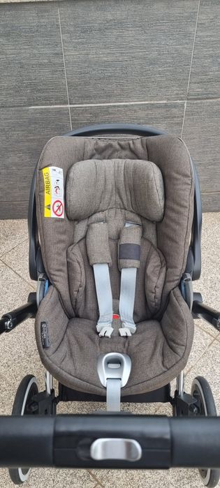Carrinho de bebê