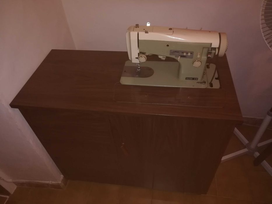 Máquina Costura Oliva