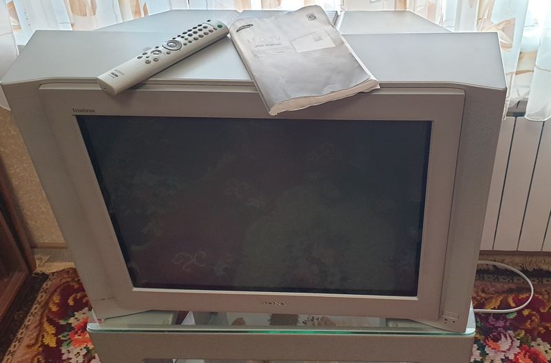 Телевизор SONY KV-29FX64K made in Spain