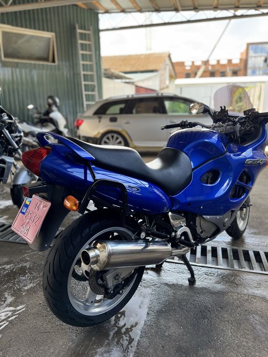 Suzuki GSX600F Свіжопригнаний
