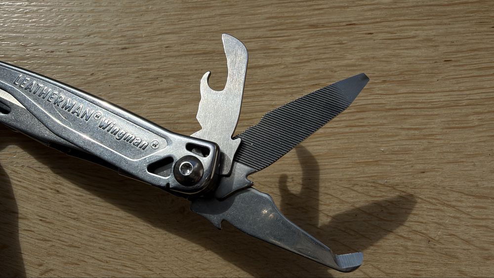 Leatherman WINGMAN multi-tool
