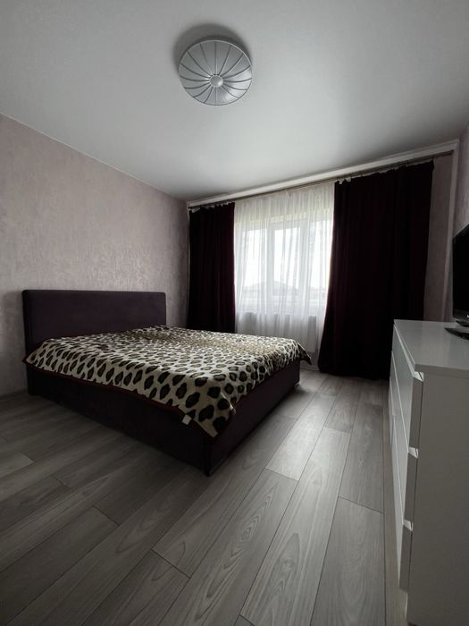 Продаж будинку. Дюплекс. Луначарка.