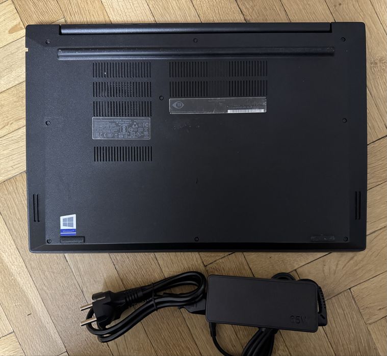 Lenovo ThinkPad E580 i5 8250U / 24GB RAM / SSD / Win10 Pro